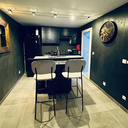 13 Nuances De Grey Jacuzzi *