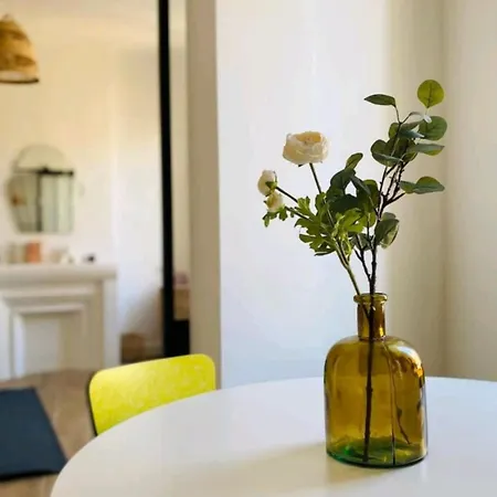 Minimalistic Style Of Baille By Weekome Appartamento