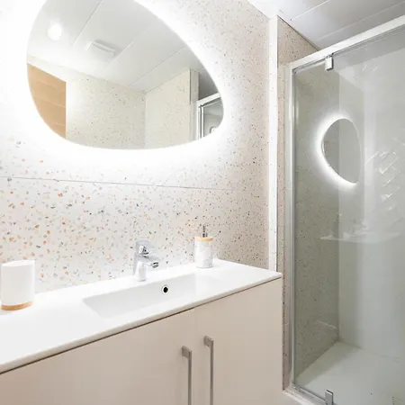 Les Petits Pavillons Standing 1 4 Pers Clim Vieux-port Apartment Marseille