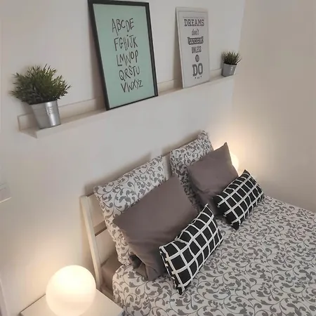 Standing, 3 Chambres, Clim Et Garage Priv Proche Panier Et Terrasses Port Appartement Marseilles