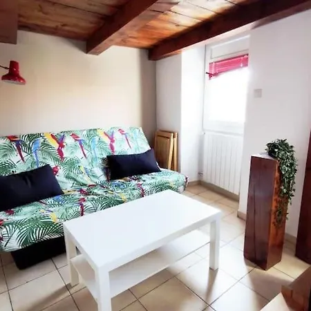Apartment 4 Pers In District Of The Typical Panier Marseille