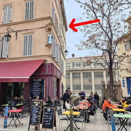 4 Pers In District Of The Typical Panier Apartment Marseille