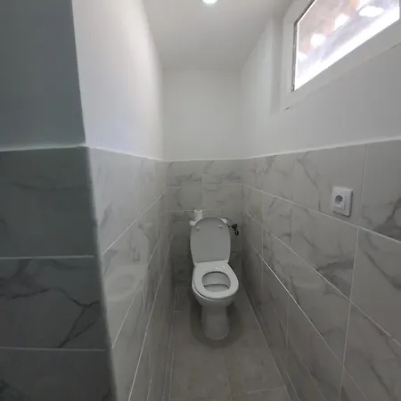 Apartment Charment T2 Quartier Createurs,metro Crs Julien. *