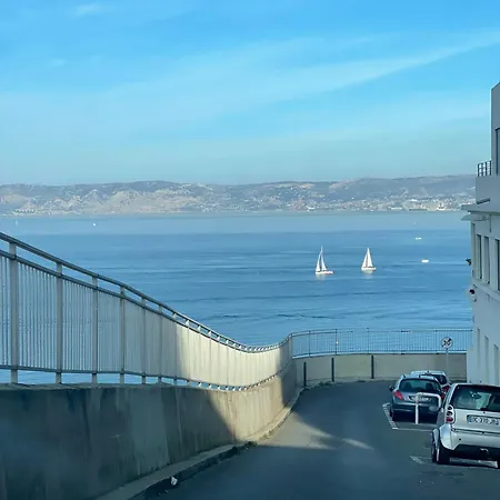 + Terrasse A 5min A Pied De La Mer Et Du Vallon Des Auffes Apartment