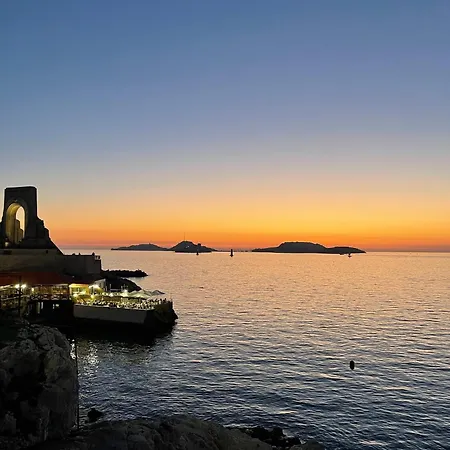 + Terrasse A 5min A Pied De La Mer Et Du Vallon Des Auffes Marseille