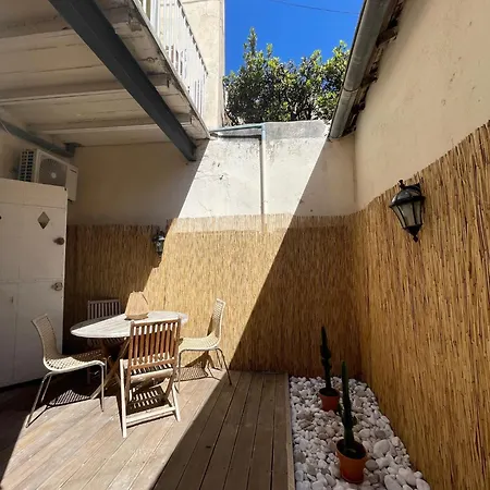 + Terrasse A 5min A Pied De La Mer Et Du Vallon Des Auffes Marseille
