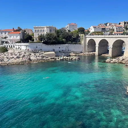 Apartment + Terrasse A 5min A Pied De La Mer Et Du Vallon Des Auffes *