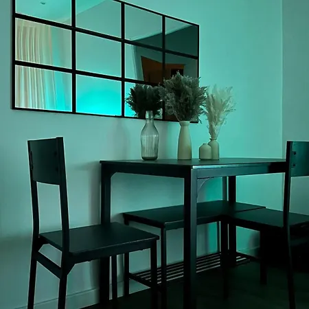 Apartment Joliette Urban Escape
