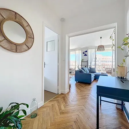 Apartment Avec Balcon - Hyper & Lumineux - Les Freres De La Loc' *