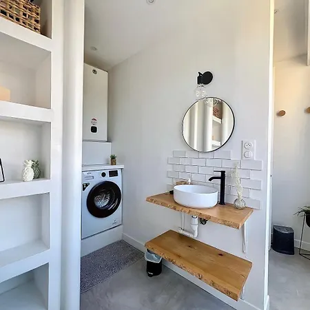 Apartment Avec Balcon - Hyper & Lumineux - Les Freres De La Loc'