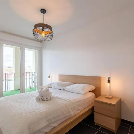 Location T3 Traversant Lumineux Apartment *