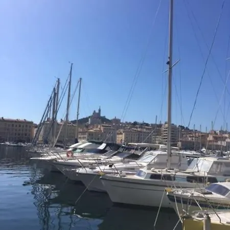 Sylvie's Home, In Panier, Vieux Port In Marseille