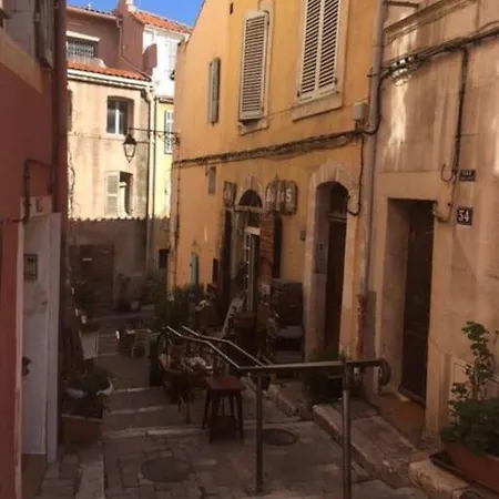Sylvie's Home, In Panier, Vieux Port In Apartment
