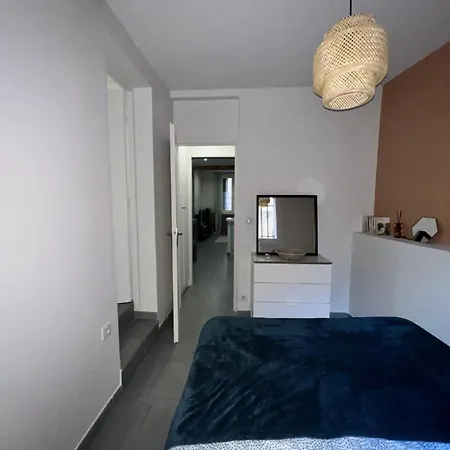 T2 Avec Cour Privee Au Coeur Du Panier- Vieux Port * Marseille