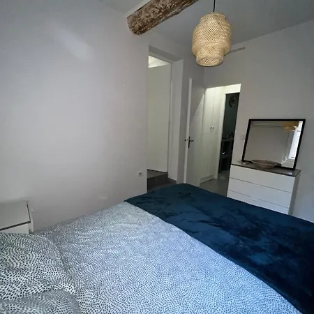 Apartment T2 Avec Cour Privee Au Coeur Du Panier- Vieux Port *