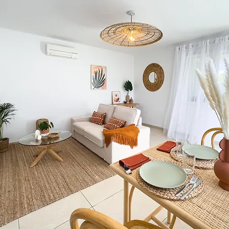 Homestay Ste Marguerite Elegant T2 Avec Terrasse