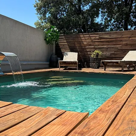 Homestay Ste Marguerite Elegant T2 Avec Terrasse *