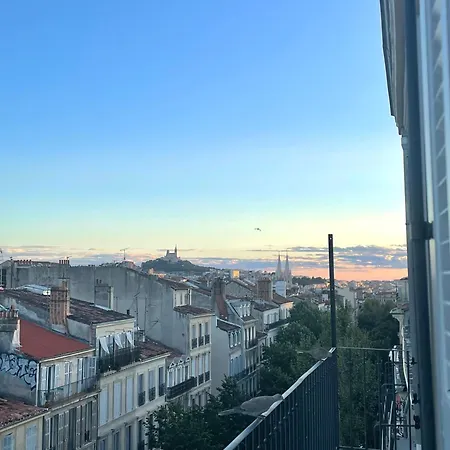 Homestay In In Palais Longchamp,