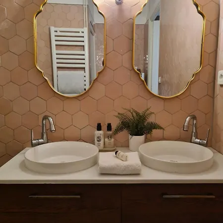 Labo Apartment