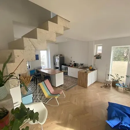 Maison Bord De - 200m De La