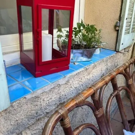 Apartment Centre Avec Patio Marseille