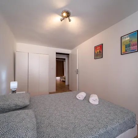 Duplex Equipe 6 Couchages Centre De Apartment Marseille
