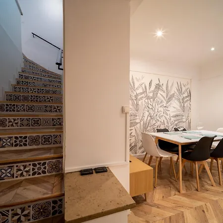 Apartment Duplex Equipe 6 Couchages Centre De Marseille