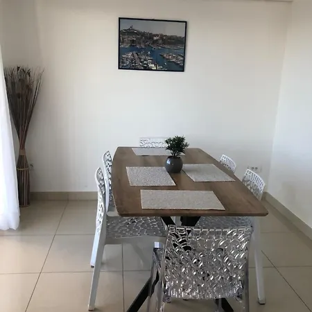 Perle Marine Pointe Rouge Apartment *
