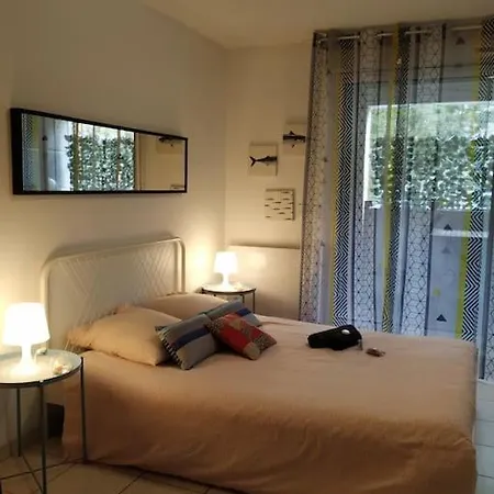 Apartment Joli Terrasse Dans Quartier Saint Victor