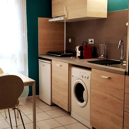 Apartment Joli Terrasse Dans Quartier Saint Victor