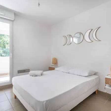 2 Bedroom With Balcony 10th Arr Апартаменты Марсель