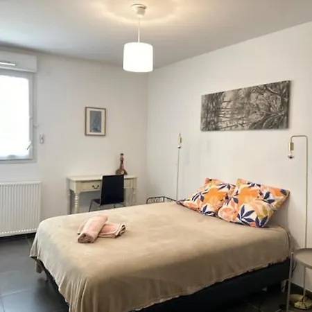 6 Pers Prado Metro Parking Gratuit Et Wifi Apartment