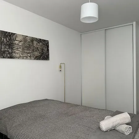 Apartment 6 Pers Prado Metro Parking Gratuit Et Wifi *
