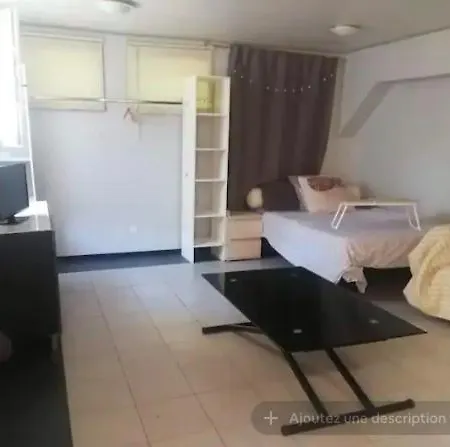 Proche Du Stade 1 Apartment
