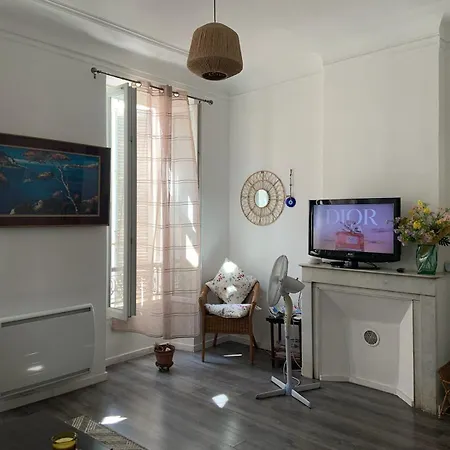 Quartier Trendy Proche De Tous Les Sites Apartment