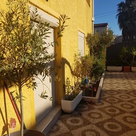 La Maison Provencale Avec Piscine