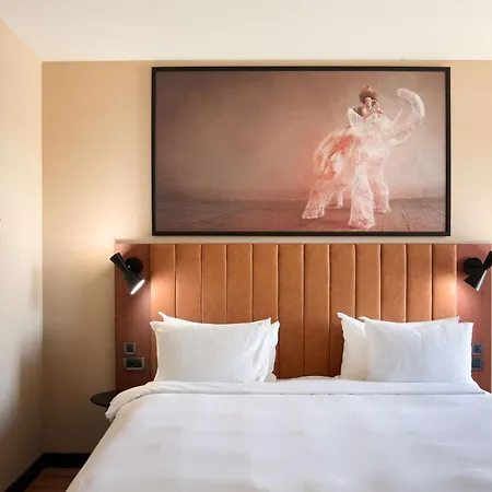 Szálloda Radisson Blu Vieux Port