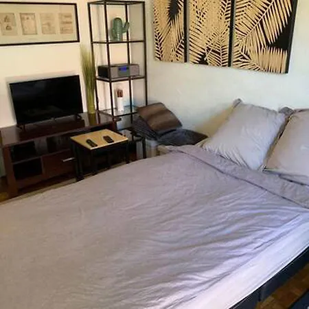 Apartment Cozy Proche Plages, Stade, Parc Chanot, Centre, Vieux Port *