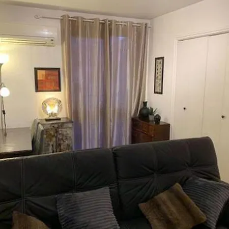 Apartment Cozy Proche Plages, Stade, Parc Chanot, Centre, Vieux Port *