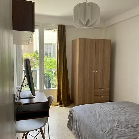 Apartment Chartreux