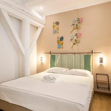 Apartment Adira Panier 2 Etoiles Marseille