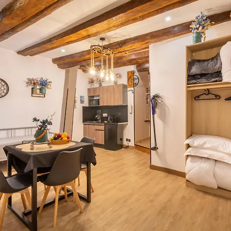 Adira Panier 2 Etoiles Apartment Marseille