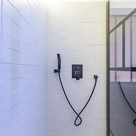 Belle Renovation Moderne Au Coeur Du Panier Apartment Marseille