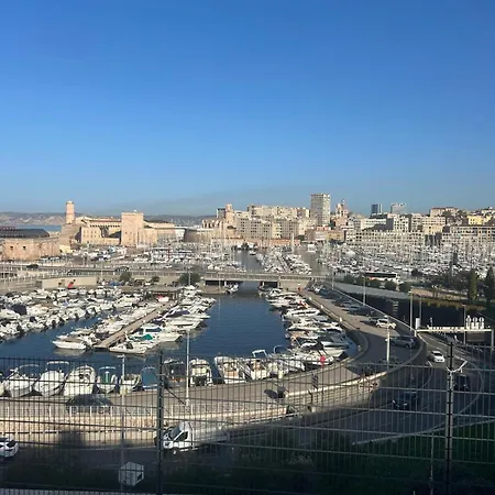 Le Saint Victor Apartment *