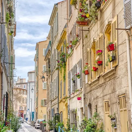 Adira Resid'marseille Vieux-port 2 Etoiles Daire *