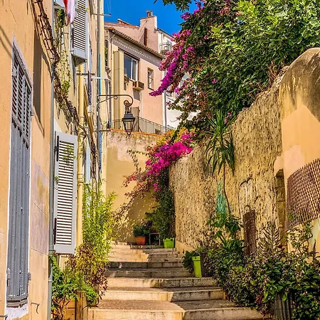 Daire Adira Resid'marseille Vieux-port 2 Etoiles Marsilya