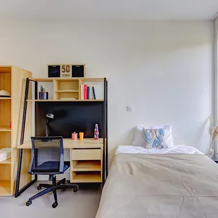 Apartmanhotel Kley Republique *