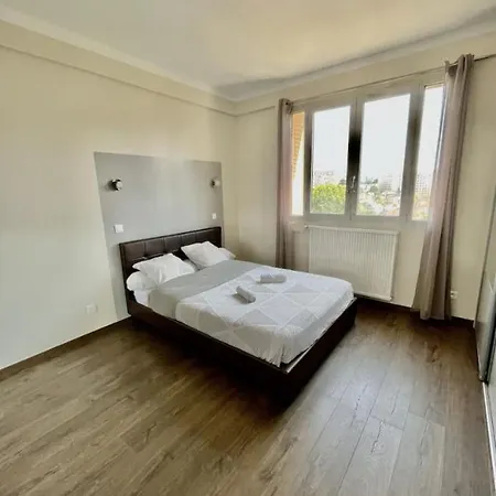 Face Velodrome Apartment