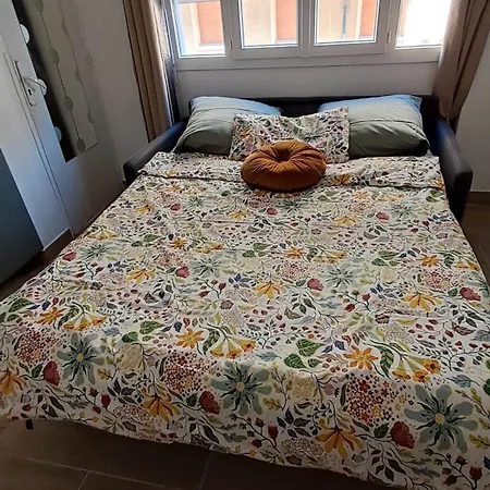 Au Coeur Du Vieux Port Apartment
