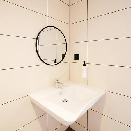 فندق Easyhotel Euromed